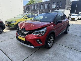 skadebil auto Renault Captur 1.0 TCe 100 Bi-Fuel Intens PANO - NAVI - LED - CAMERA 2020/10