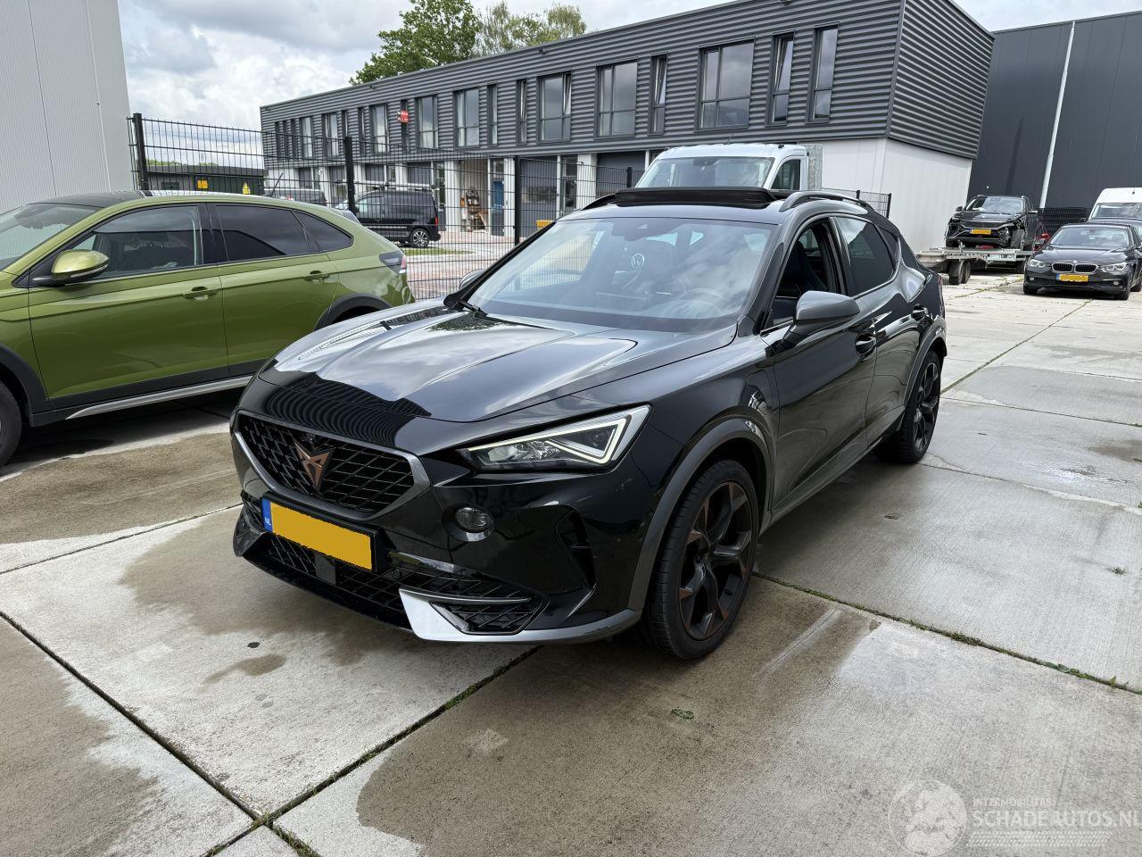 Cupra Formentor 1.4 e-HYBRID VZ Copper EDITION-LEDER-PANO-NAVI-CAMERA