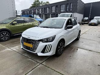 Unfallwagen Peugeot 208 1.2 PureTech 75 Styl -AIRCO-PDC 2025/5