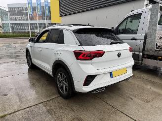 Volkswagen T-Roc 1.5 TSI R-LINE DSG -PANO-NAVI-CAMERA-PDC picture 4