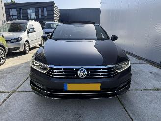 Volkswagen Passat 1.5 TSI Highline Business R-DSG-LEDER-CAMERA-PANO picture 12