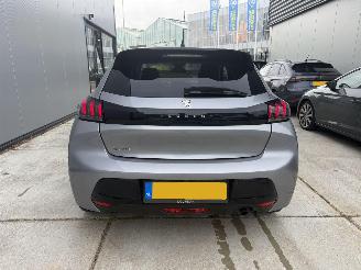 Peugeot 208 1.2 PureTech Allure Pack AUTOMAAT - NIEUWE DISTRIBUTIE - NAVI - CAMERA - LED picture 8