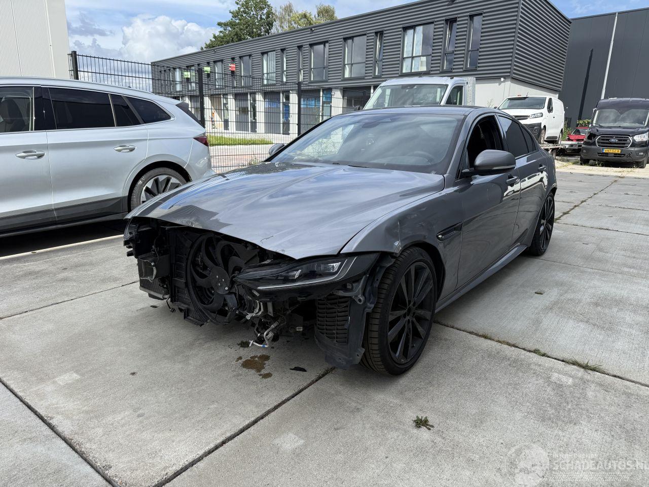 Jaguar XE 2.0 P250 R-Dynamic Black - NAVI - LED - CAMERA - KEYLESS