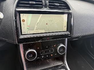 Jaguar XE 2.0 P250 R-Dynamic Black - NAVI - LED - CAMERA - KEYLESS picture 19