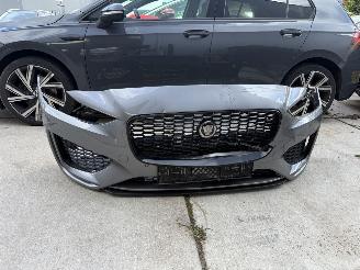 Jaguar XE 2.0 P250 R-Dynamic Black - NAVI - LED - CAMERA - KEYLESS picture 22
