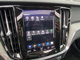 Volvo V-60 2.0 D4 Inscription-PANO-AUTOMAAT-LEDER-CAMERA-NAVI picture 18