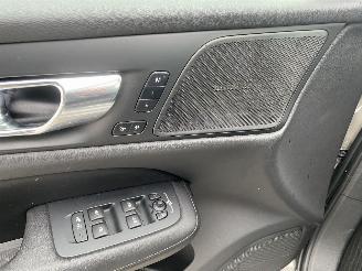 Volvo V-60 2.0 D4 Inscription-PANO-AUTOMAAT-LEDER-CAMERA-NAVI picture 5