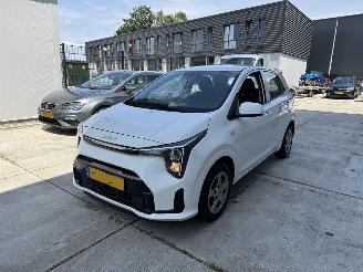 Voiture accidenté Kia Picanto 1.0 DPI DYNAMIC LINE CRUISE-CAMERA-NAVI 2025/4