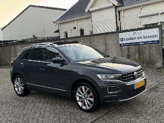Vaurioauto  passenger cars Volkswagen T-Roc 2.0 TDi 4Motion DSG Sport Pano Beats Virtual Cockpit 2019/4