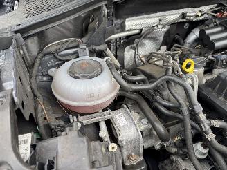 Volkswagen Tiguan 1.4 TSI DSG Pano Highline Virtual Cockpit DynAudio NAP Nederlandse Auto picture 18