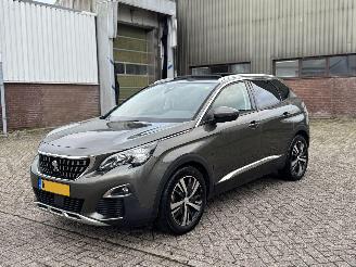 Coche accidentado Peugeot 3008 1.6 BlueHdi Automaat Geen Schade 2018/1