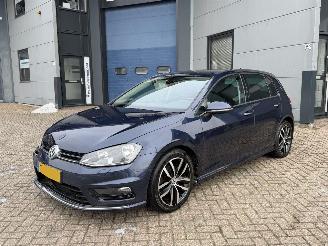 Auto incidentate Volkswagen Golf 1.2 TSI R-Line 5Deurs Navi 2014/2