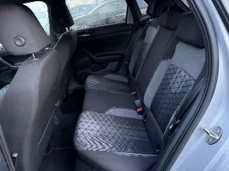 Volkswagen Polo 1.0 TSI DSG R-Line NAP Nederlandse Auto Virtual Cockpit picture 16