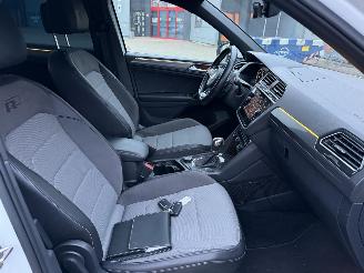 Volkswagen Tiguan 2.0 TSI 4Motion DSG R-Line Pano Virtual Cockpit Dynaudio picture 15