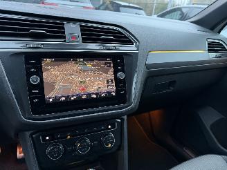 Volkswagen Tiguan 2.0 TSI 4Motion DSG R-Line Pano Virtual Cockpit Dynaudio picture 9