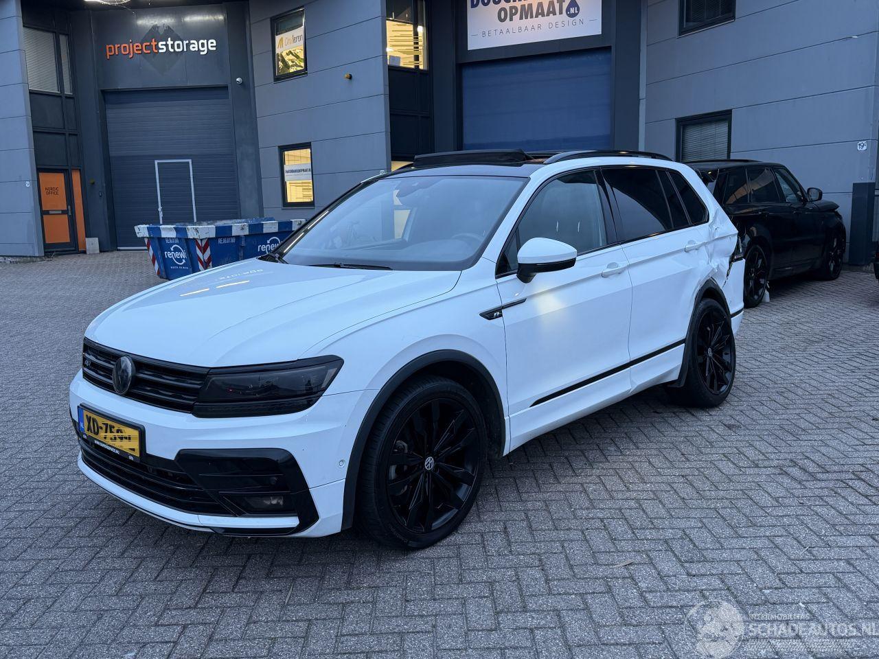 Volkswagen Tiguan 2.0 TSI 4Motion DSG R-Line Pano Virtual Cockpit Dynaudio