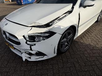 Mercedes A-klasse A200 AMG Pakket NAP Nederlandse Auto Sfeerverlichting picture 12