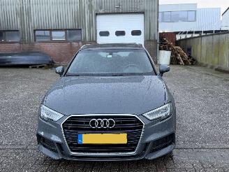 Audi A3 Sportback 1.6 TDI DSG S-Line Pano Bang&Olufsen picture 2