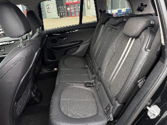 BMW 2-serie 218i 7Persoons Automaat Executive Edition NAP Nederlandse Auto picture 14
