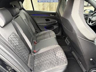 Volkswagen Golf 1.5 eTSI DSG R-Line Pano Harman Kardon picture 12
