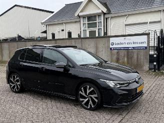 Volkswagen Golf 1.5 eTSI DSG R-Line Pano Harman Kardon picture 5