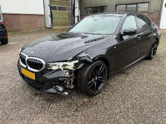 BMW 3-serie 320i Xdrive High Executive M-Pakket picture 2