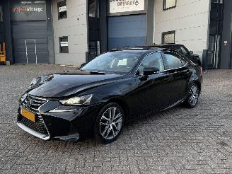 Vaurioauto  passenger cars Lexus IS 300 Hybrid NAP Nederlandse Auto Bussines Line 2018/6