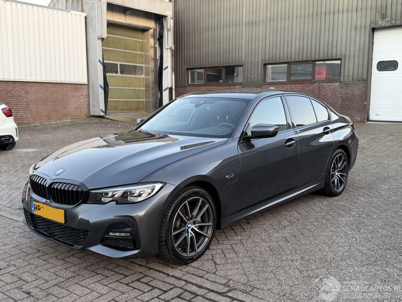 BMW 3-serie 320e M-Pakket Edition Plus Sfeerverlichting