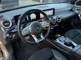 Mercedes A-klasse 200 AMG Pakket Pano Premium Plus Sfeerverlichting Burnmester 360Camera picture 7