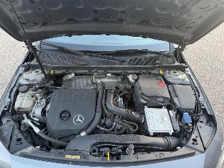 Mercedes A-klasse 200 AMG Pakket Pano Premium Plus Sfeerverlichting Burnmester 360Camera picture 17