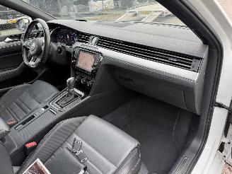 Volkswagen Passat 2.0 Tdi Dsg 190Pk R-Line Pano DynAudio Head-Up picture 14