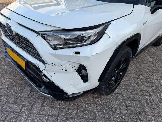 Toyota Rav-4 2.5 Hybrid AWD Bi-Tone picture 22