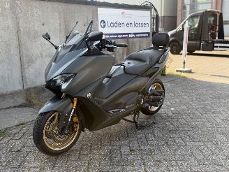 damaged motor cycles Yamaha  TMAX 560 Tech Max ABS Orgineel Nederlands 2021/6