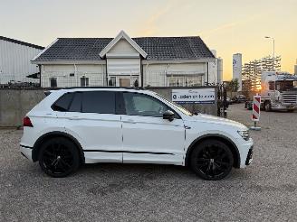 Volkswagen Tiguan 1.5 TSI R-Line Pano NAP Nederlandse Auto picture 7