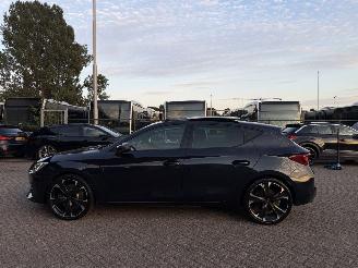 Cupra Leon 1.4 e-Hybrid VZ Bussines Pano Nap Nederlandse Auto! picture 3