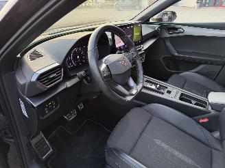 Cupra Leon 1.4 e-Hybrid VZ Bussines Pano Nap Nederlandse Auto! picture 8