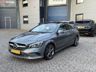 damaged passenger cars Mercedes Cla-klasse 180 Ambition Automaat Pano 2017/3
