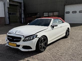 damaged passenger cars Mercedes C-klasse Cabrio 180 Automaat 2016/9