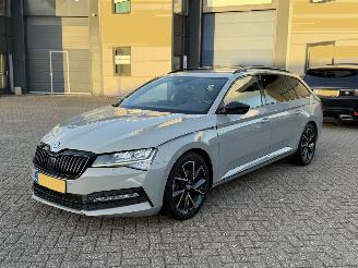krockskadad bil auto Skoda Superb 1.5 TSI Automaat Sportline NAP Nederlandse Auto 2023/1