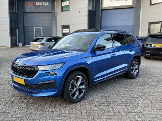 krockskadad bil auto Skoda Kodiaq 1.5 TSI Sportline Pano Nap Nederlandse Auto 2023/3