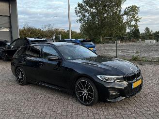 BMW 3-serie 320i 184Pk  M-Pakket Sfeerverlichting picture 3