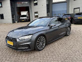 Vaurioauto  passenger cars Audi A5 1.4 TFSI S-Line Pano Virtual Cockpit Sfeerverlichting 2018/9