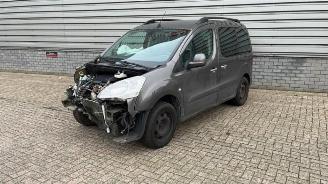 Démontage voiture Citroën Berlingo Berlingo Cinqspace, Multispace, MPV, 2008 / 2021 1.2 12V PureTech 110 2017/5