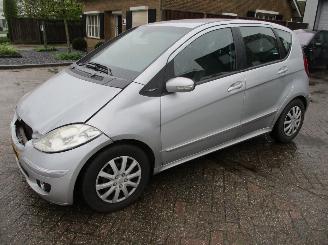 Schadeauto Mercedes A-klasse 200 CDI AVANTGARDE 2006/6