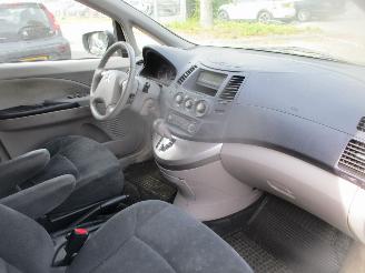 Mitsubishi Grandis 2.4 -16V INTENSE AUTOMAAT 7 PERSOONS picture 15