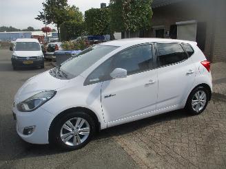Damaged car Hyundai Ix20 VISION AIRCO 2012/1