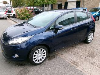 Coche accidentado Ford Fiesta 1.25 TITANIUM 5 DEURS AIRCO 2012/9