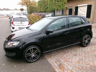Schadeauto Volkswagen Polo 1.4-16V TRENDLINE 5 DEURS AIRCO 2010/3