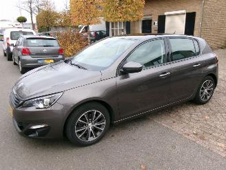 Schadeauto Peugeot 308 1.6 I PREMIERE CLIMA NAVI PANO 2014/4