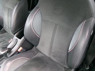 Peugeot 2008 1.2  PURETECH  CROSSWAY picture 12